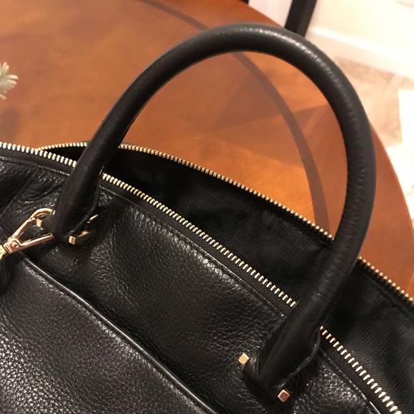 Michael Kors Riley Purse - Picture 5 of 11